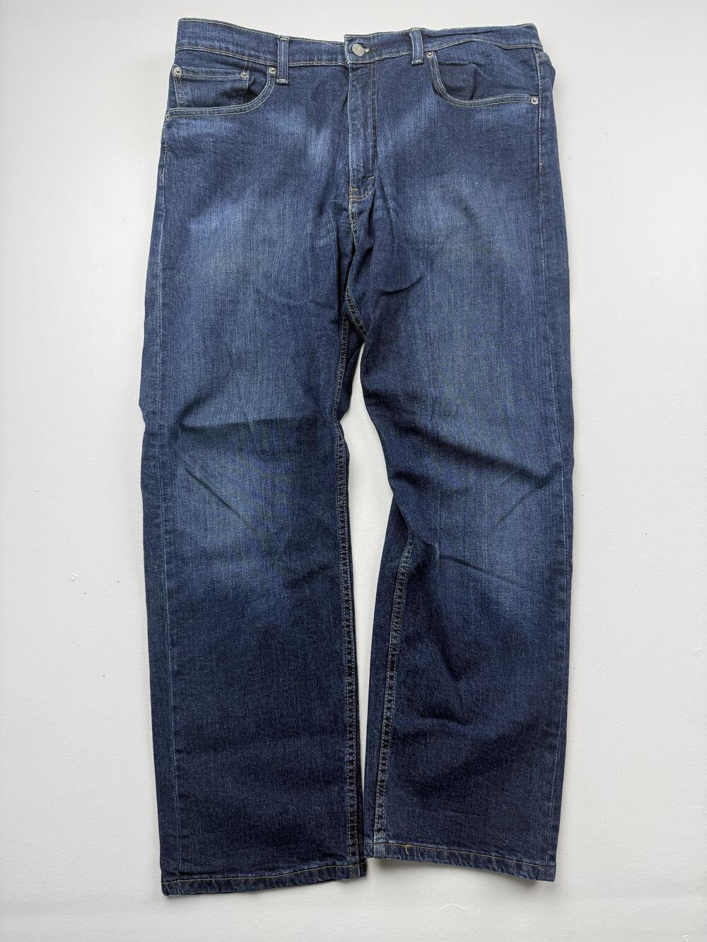 Levis 505 Jeans Mens 38x30 Blue Medium Wash Denim Regular Straight Leg Casual